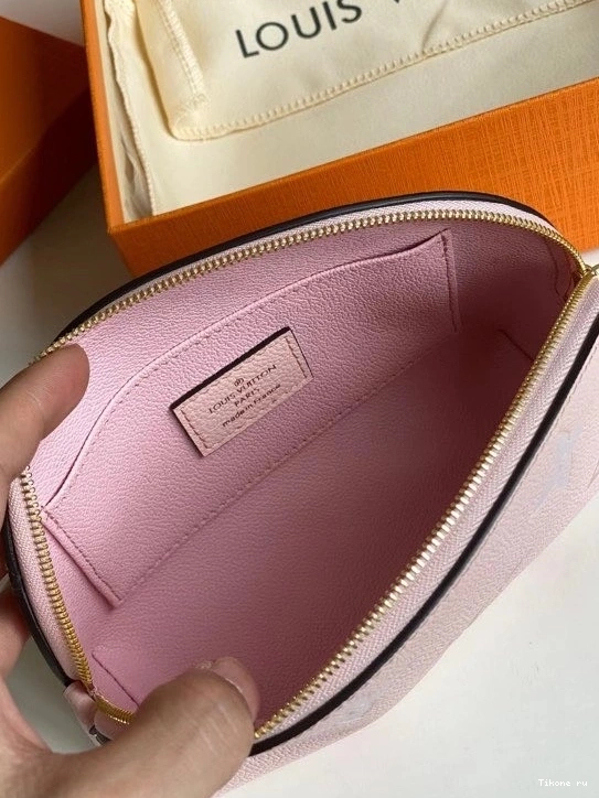 Affordable COSMETIC POUCH LOUIS VUITTON 0822